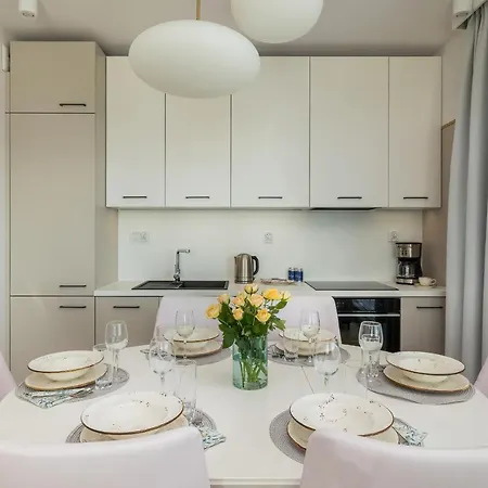 Family With Gym And Swimming Pool By Renters Prestige Kolobrzeg