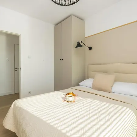 Family With Gym And Swimming Pool By Renters Prestige