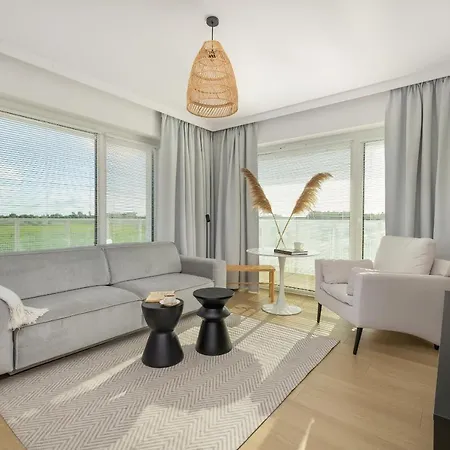Family With Gym And Swimming Pool By Renters Prestige Apartment Kolobrzeg
