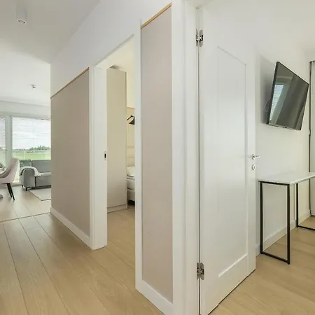 Family With Gym And Swimming Pool By Renters Prestige شقة *
