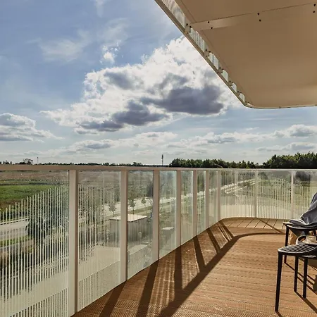 Family With Gym And Swimming Pool By Renters Prestige * Kolobřeh